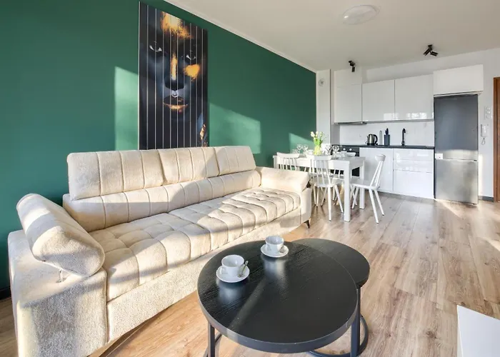 Enklawa Iii, Sun & Snow Apartman *